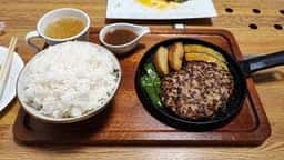 お肉のつしま
