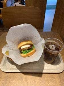 モスバーガー 新江古田店