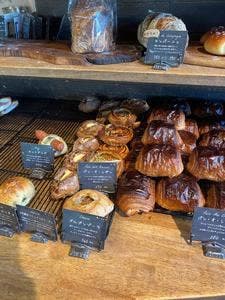 丘の上のパン屋