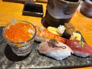 ぎふ初寿司 金華橋店