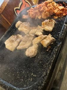 豚とこ豚 立川本店