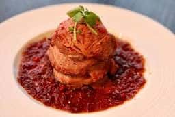 肉割烹 門