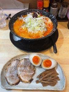 背脂の魔術師 ツボミ