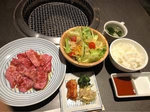 焼肉チャンピオン 池袋東武店