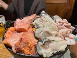 牡蠣と燻屋 かつを 北千住店