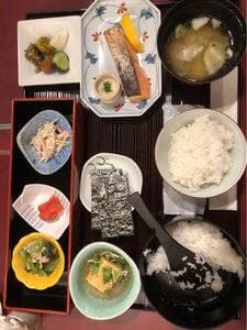 中之島 なだ万