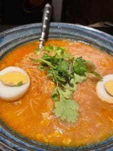 アジアンレストラン ハッピー