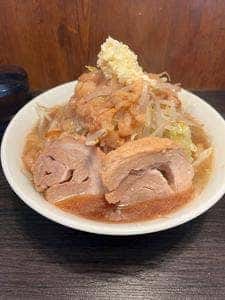 六麓 豚らーめん