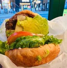 クア・アイナ五反田店