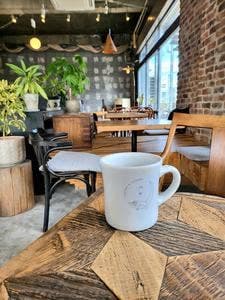 珈琲とコインランドリーのお店。ハレ