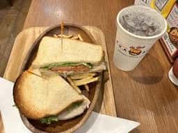 クアアイナ ルクア大阪店