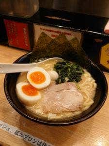 横浜家系ラーメン 釜利家