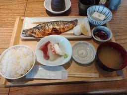 銀しゃりと焼魚 神田魚金