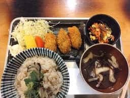 かき小屋 飛梅 神田西口店