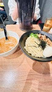 横浜家系ラーメン まる金石川家