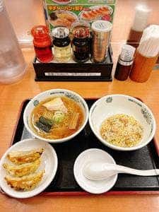 日高屋 池袋北口駅前店