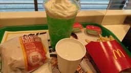 マクドナルド 川崎駅東口店