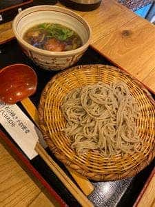 石臼挽き十割蕎麦 八