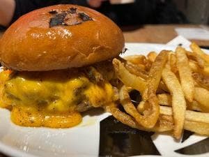 SHOGUN BURGER 心斎橋店