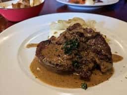 ビストロ プティタプティ