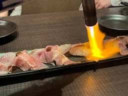 肉と日本酒 いぶり 神田店