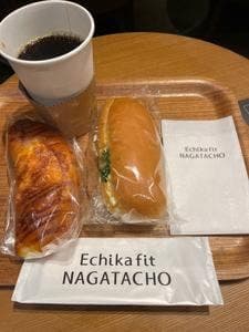 Cafe&Bar T-Crossing/T'sBskeryClub