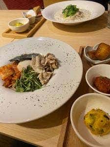 めん、色いろ。いつでも、おやつ。