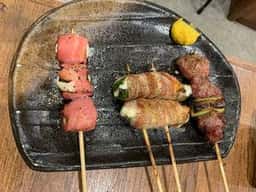 元祖やきとり串八珍 東上野店