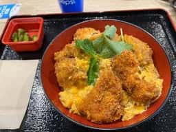 からあげ、定食、丼 がブリチキン。 イオンモール土岐店