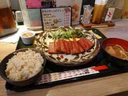 沖縄クラフトビール&琉球バル ガチマヤ