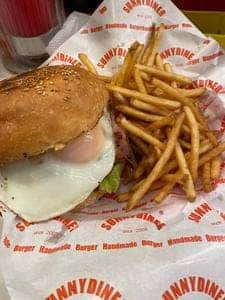 サニーダイナー ルミネ北千住店