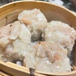 渋谷 半地下酒場