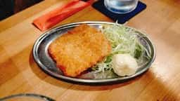 立ち呑み酒場つづらや