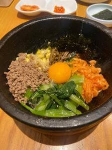 妻家房 有楽町店