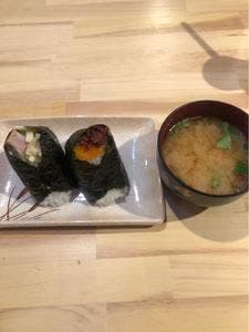 おにぎり屋 かわしま