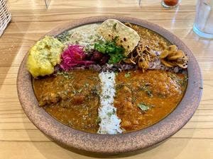 カフェ&スパイスカレーDoppo