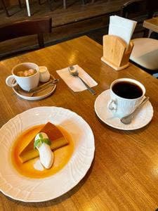 カフェ プリヤートナ