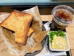 5 CROSSTIES COFFEE エキュート上野店