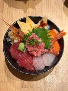 海鮮丼 まるきた 2号店