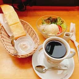 KOMEDA is □ 東銀座店