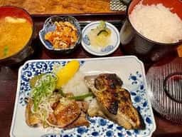 炭火焼食堂 こがね屋