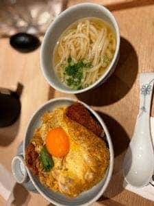 肉やきとだしと博多うどん 中目黒 はし田