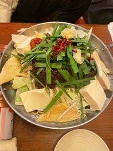 炭火やきとん たまい