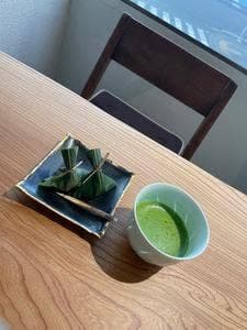彩盆の間