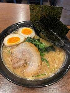 横浜家系ラーメン 星家