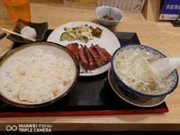 牛たん炭焼利休 グランエミオ所沢店