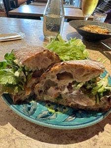 コンビニエンスストア高橋