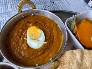 ビスヌ 百年公園店