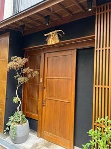 名前の無いお店