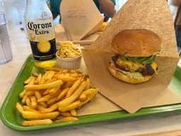 PERSIMMON BURGER CLUB